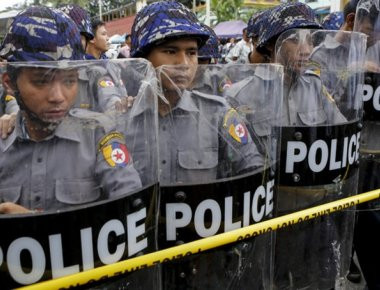 32 νεκροί στη Μιανμάρ - Μουσουλμάνοι επιτέθηκαν σε βουδιστές αστυνομικούς